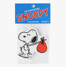 Load image into Gallery viewer, Snoopy Air Fresheners